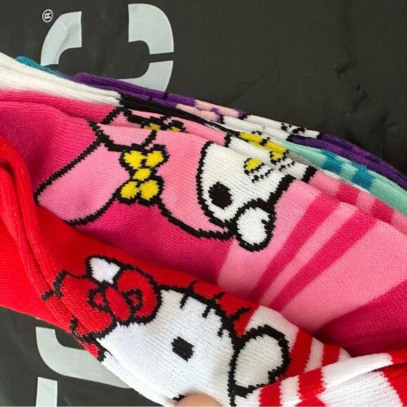 Sanrio socks Hello Kitty and friends - Picture 3 of 5